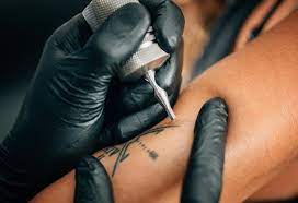 The risks for getting a tattoo while breastfeeding are similar to the risks for getting one while you're pregnant, and they have to do with the possibility of infection. Getting Tattoos While Breastfeeding Risks And Precautions