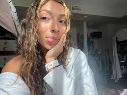 victoriamariiee_) · Instagram 照片和视频