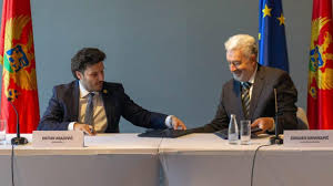 Ovu je za n1 izjavio sadik ahmetović, nekadašnji ministar sigurnosti bih i aktuelni član koalicije moja adresa. Montenegro Coalition Leaders Agree On Pro European Course Balkan Insight