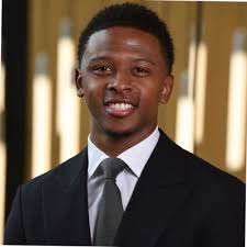 Our first Barney Friday started with a great alum Andrew Beamon, who shared  about his interesting career path with Barney students last week. Students  really enjoyed his thoughts