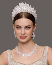 Marie Large Size Zircon Stone Bridal Crown Buy Now.