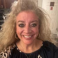 Lisa Loar's Instagram, Twitter & Facebook