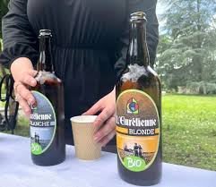 Michael is drinking a tornade by brasserie de la terre à la bière at maison de webs. Sours L Eurelienne Sort Une Gamme De Bieres Bio A Decouvrir Ce Week End Pres De Chartres Actu Chartres