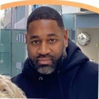 Wayne Arthur's Instagram, Twitter & Facebook