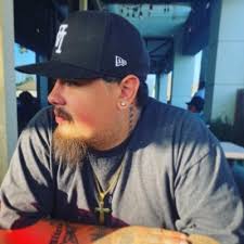 Dylan Chisholm (@dilly_chiz)