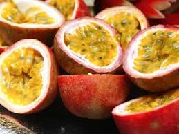 Buah markisa (passiflora sp.) adalah jenis buah yang sebenarnya tidak berasal langsung dari indonesia tetapi kemudian diimpor masuk dan hingga saat ini sukses dibudidayakan di indonesia. 11 Manfaat Kesehatan Buah Markisa