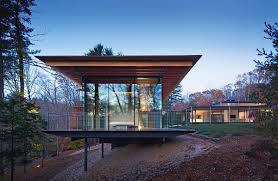 Contextual translation of tomba kuma into english. Una Nuova Glass House