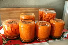 Mes Legumes Lacto Fermentees Carottes Nature Et Carottes Rapees Aux Epices Et Piment Blog Cardamome Aliments Fermentes Carottes Rapees Recette Carottes