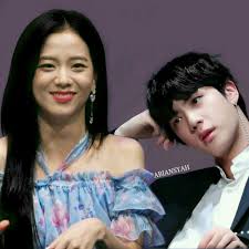 Debut sebagai member blackpink (black pink), jisoo sempat menjadi model . 3 Cool Similarities Between Bts Jin And Blackpink S Jisoo Yaay K Pop