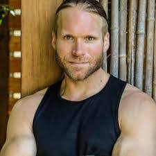 Jason Echols's Instagram, Twitter & Facebook