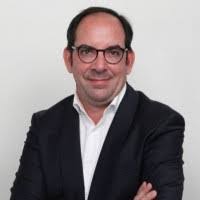 Robin Cote's Instagram, Twitter & Facebook