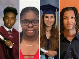 Four Students Receive Maritime Scholarship