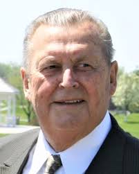 Richard Stefan's Instagram, Twitter & Facebook