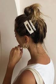 These lovely faux pearl hair pins look great when worn in various parts of your hairstyle, scattered or neatly clustered in one spot. Pearl Hair Clips 6 Ways To Style Pearl Hair Clips Poor Little It Girl