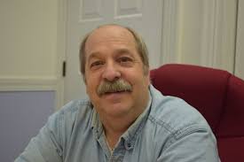 Attorney challenging incumbent in Blue Hill selectman race