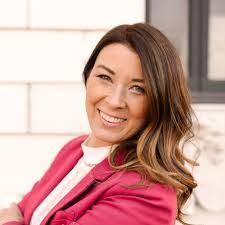 Cheri Sutherland's Instagram, Twitter & Facebook