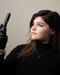 POV: How other lash artists laugh vs. how my clients and I laugh 😂👀 We're  all about fun and fabulous lashes! Ever seen a lash artist giggle with a  client over perfect