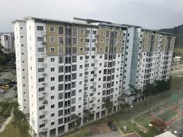 Apartment seri baiduri setia alam ***** unit 2.4.15 intermediate facing pool tenanted at rm900 built up 920sqft 3r, 2b, ready with 1 aircon at living room nice lamp, fan, grill. Seri Baiduri Apartment Setia Alam Near Setia City Mall Sunsuria Forum Property For Sale On Carousell