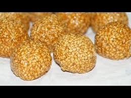 Nuvvula Laddu Sesame Laddoo Preparation In Andhra Telugu By Siri Siriplaza Andhra Recipes Dog Food Recipes Recipes