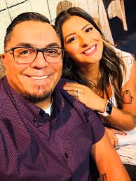 We had a beautiful time last night listening to the romantic voice of Antonio  Marco Solís from Los Bukis. His dancing & footwork were