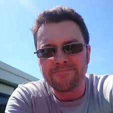 Hy to all... Any idea, there's some setting for PSVR2 that the angles can't  be seen too well, when I see straight I see perfect but when I see aside  (eyetracking) I