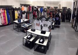 Picus piata 1 decembrie 1918. Becks Asista Care Printari Tricouri Iulius Mall Galeriabudapest Com