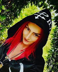 🤳📸 Coach selfies! A lovely start to our trip , everyone together,  enjoying the journey 🚌💫🤣