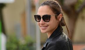 Her parents are irit, a teacher, and michael, an engineer. Gal Gadot Trolled On Social Media For Idf Service Israel National News