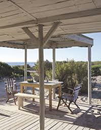 Une Cabane Maison De Vacances Familiale Face A L Ocean Maison De Vacances Cabane Vie En Plein Air