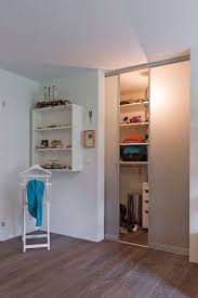 Schlafzimmer mit begehbarem kleiderschrank de dörr planen+einrichten | homify. Begehbarer Kleiderschrank Handwerk Mit Handschlagqualitat