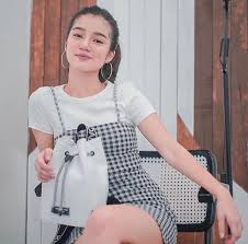 Kisses delavin talks about her current projects walwal and playhouse in the latest issue of inside showbiz weekly. Oh Babe Belle Mariano 18 Years Old Facebook