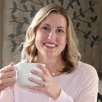 Emily Whipple's Instagram, Twitter & Facebook