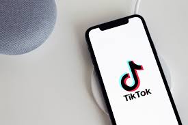 It Was Ridiculous How Vicar S Tiktok Meant For Seven Teenagers Reached 1 7 Million The Church Of England