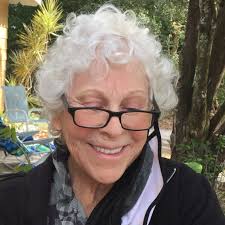 Linda Albert's Instagram, Twitter & Facebook