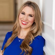 Cheryl Oates's Instagram, Twitter & Facebook