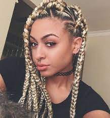 Pin By Nathalie Lemay On Hair Braided Hairstyles Short Box Braids Box Braids Styling
