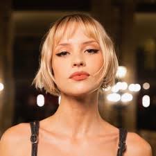 Fiona Martinez (@Fiona_Mrtz)