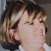 Anne Easterling's Instagram, Twitter & Facebook