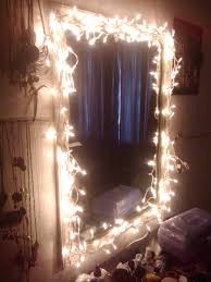 Make up mirror with light bulbs. Ricota Nao Derrete Diy Makeup Mirror Diy Vanity Mirror Diy Vanity Mirror With Lights