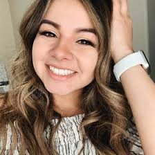 Divina Ramirez (unicadivina)