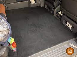 Das gilt natürlich auch für unsere auto fußmatten für ihren volkswagen transporter t5 multivan. Vw Bus T5 Multivan Fussmatte Mit Gerauschdammung Im Fahrgastraum Selbst Machen Vanclan De