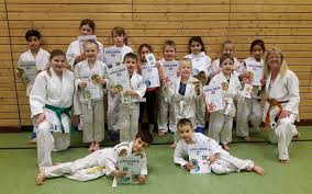 Judoanzüge für kinder und wettkämpfer. Schwimm Und Sportverein Marl Hamm E V 1968 Kinder Judo Abteilung