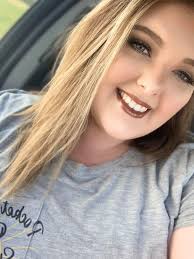 Happy New Hair // Wanted to do this for sooo many years!! When my friend  Molly suggested it I said YES! Clean slate. Fresh start. 👯‍♀️ HAPPY NEW  YEAR my loves!!! Swipe