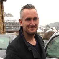 Robert Elle's Instagram, Twitter & Facebook