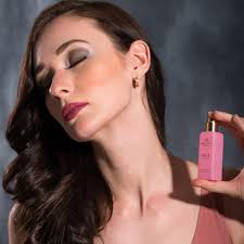 Kjøp Bella Vita Luxury Rose Woman Eau De Parfum Parfyme for Kvinner