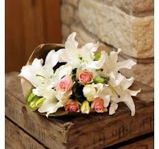 Maybe you would like to learn more about one of these? Lilies Flowers Send Lilies Bouquet Online To India Wedding Gifts India Send Flowers Online Wedding Gifts Uk