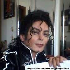 Depuis quelques jours, une folle rumeur ne cesse d'enfler sur la toile : 76 Idees De Sosie Mj Sergio Cortes The King Of Pop Mickael Jackson Tarot Divinatoire