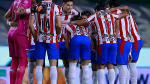 Las chivas del guadalajara marchan en los últimos lugares de la competencia con un punto conseguido en las 2 primeras jornadas, este sábado. Chivas La Posible Alineacion De Vucetich Para El Debut Vs Puebla