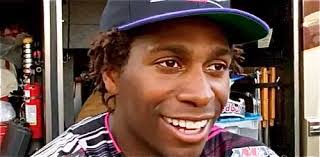 Aaron Mare's Instagram, Twitter & Facebook