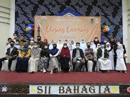 Tema pesantren kilat yang menarik. Pesantren Kilat Di Masjid At Taqwa Mengajarkan Hadist Sejak Dini Radarcirebon Com